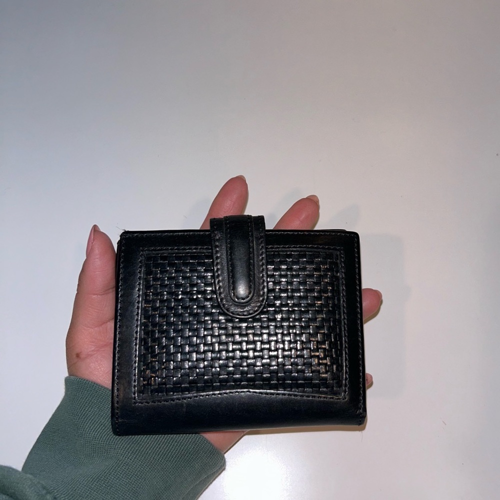 Vintage Coach Wallet black leather bifold kiss lock coin handwoven gold hardware